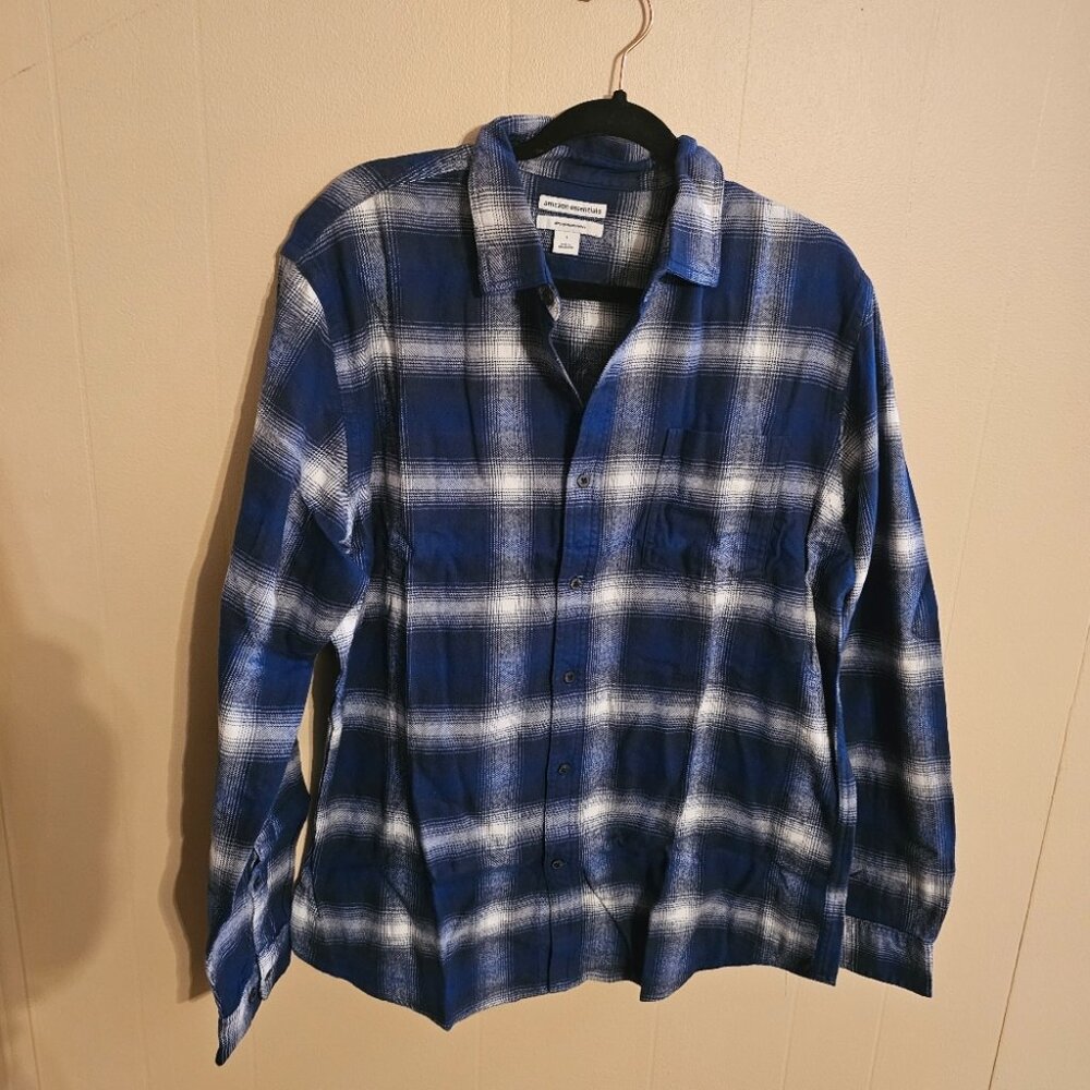 Amazon Essentials Large Blue and White Plaid Flannel